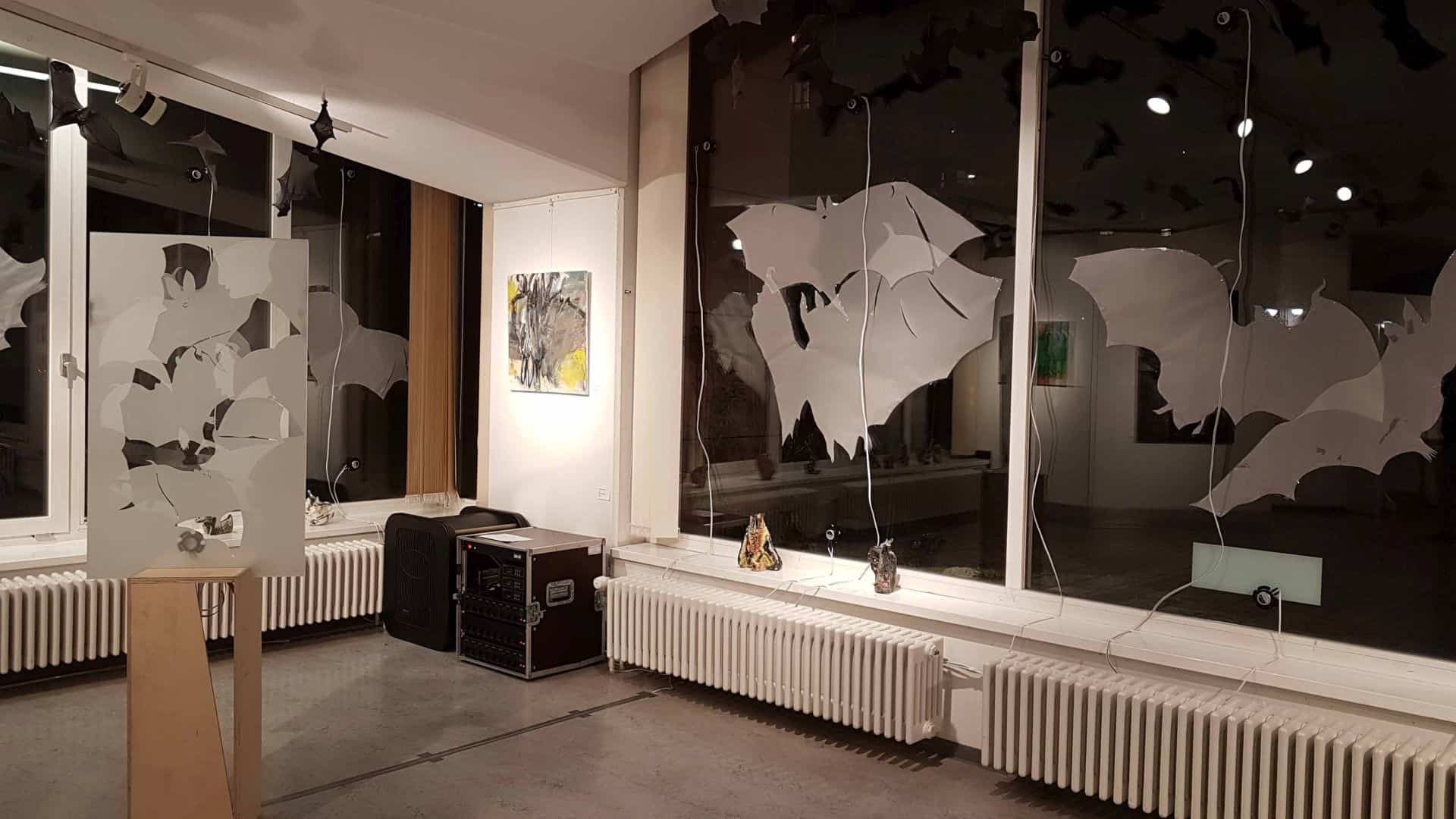 Sabine Schäfer/Rosemarie Vollmer, Bats ´n´ Insects, audiovisuelle Installation, Galerie GEDOK Karlsruhe, 11.09.-10.10.2021, Foto: Anna Maria Letsch